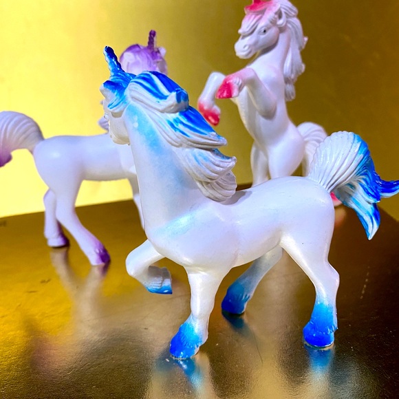 MYSTICAL UNICORN 80’s BUNDLE OF 3 CUTE UNICORNS SOLID PVC/VINYL TYPE 4.25”-5.25” - Picture 9 of 14